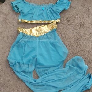 3 piece Jasmine costumes